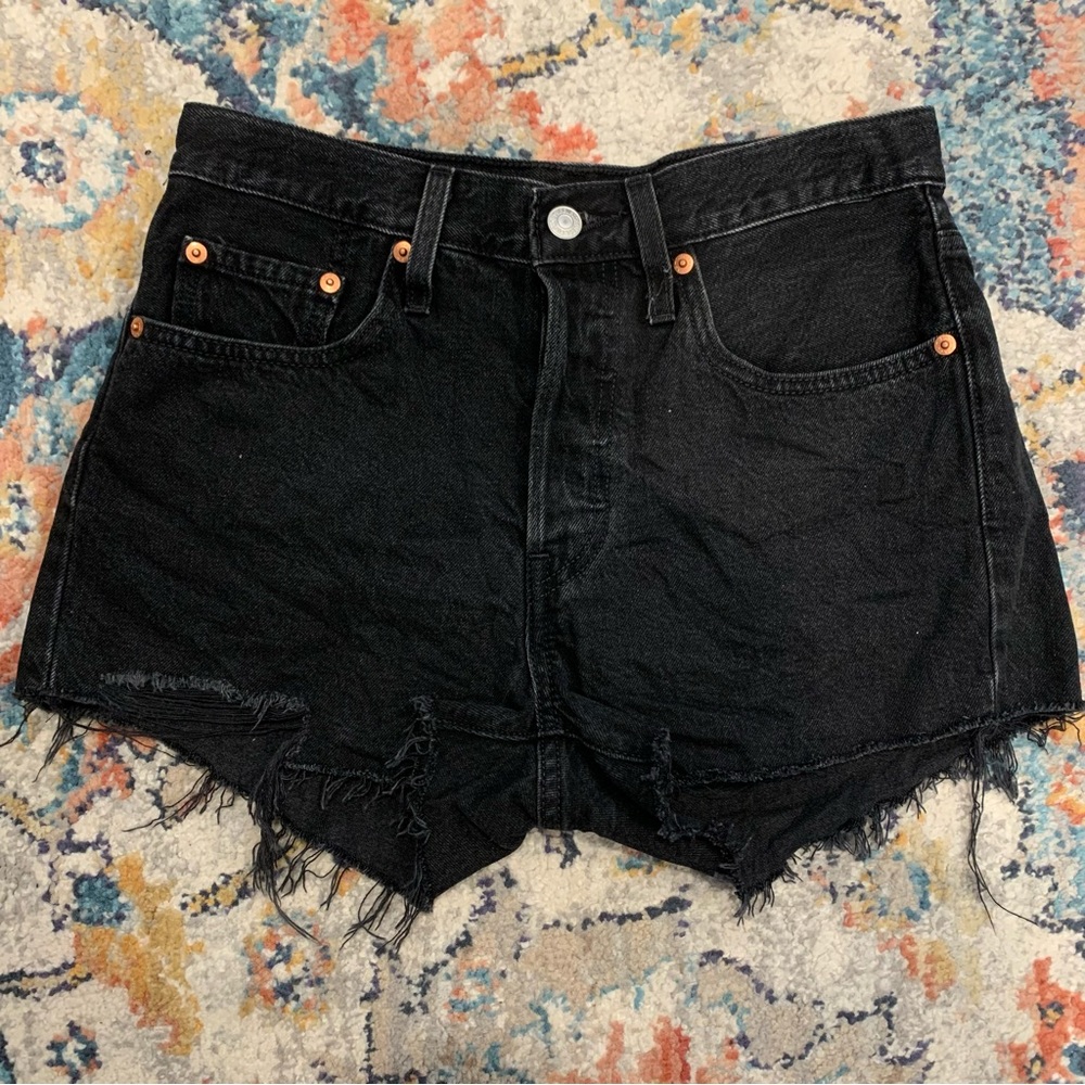 Levi 501 Black Shorts